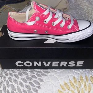 Hot pink converse